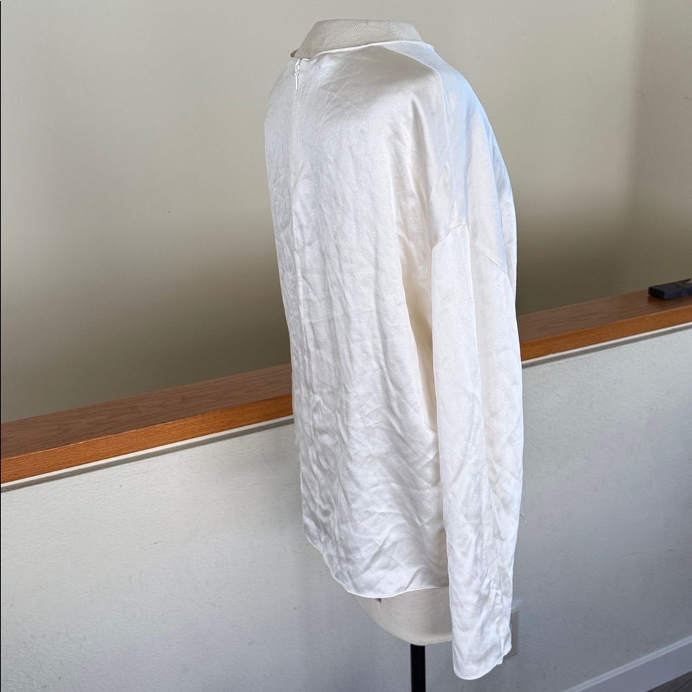 Vince Cream pure silk Blouse size medium - Picture 4 of 14